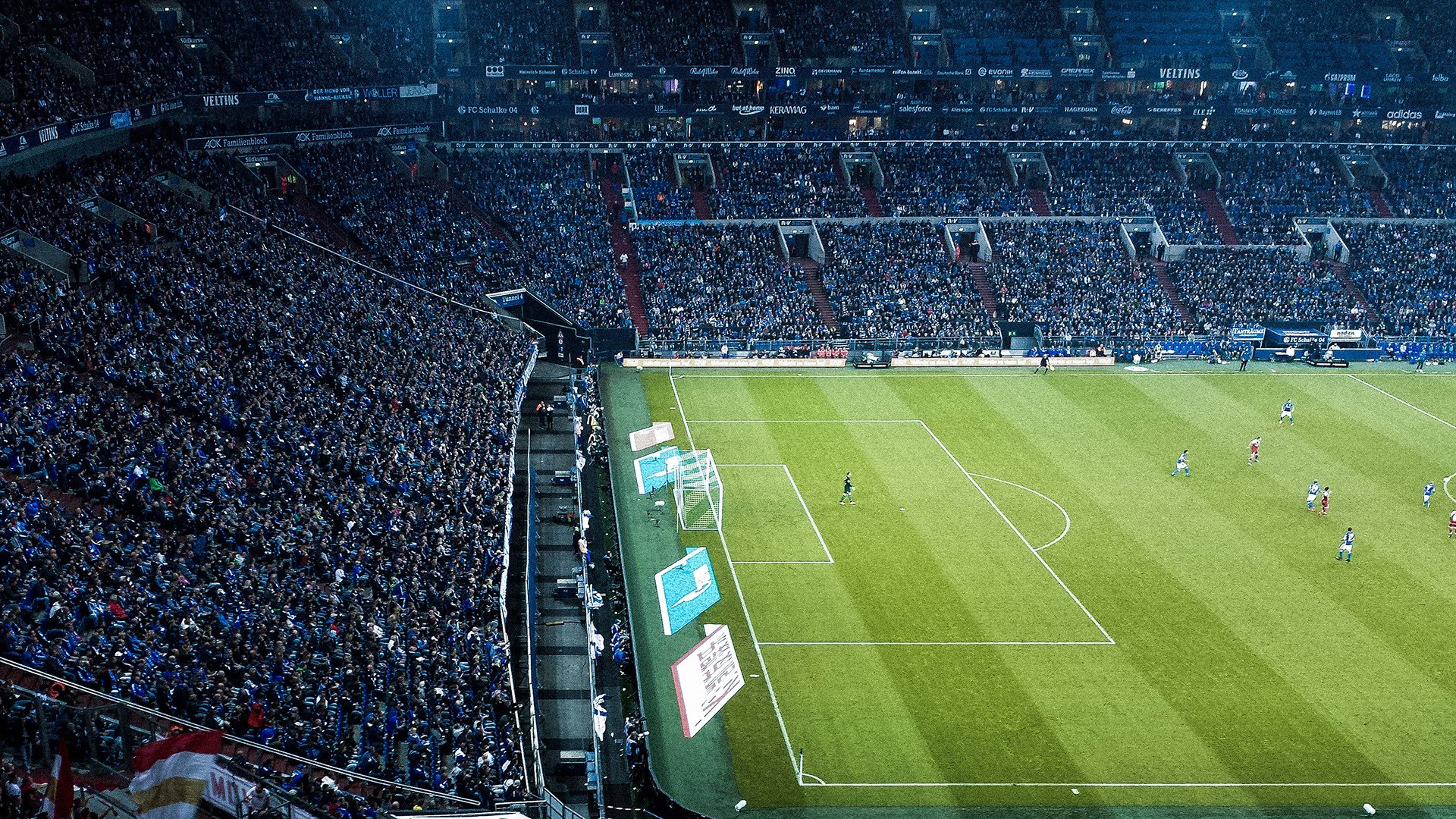 开云体育官网-喀麦隆节奏与曼城之舞，赖斯如何成为中场关键先生