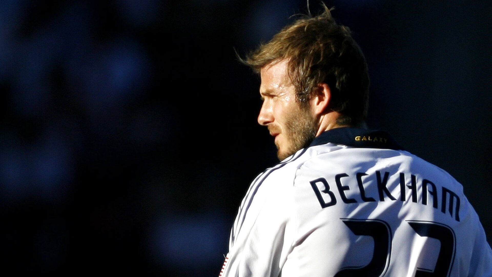 新疆队碾压太阳，郭艾伦刷新纪录，CBA赛场上的震撼之夜